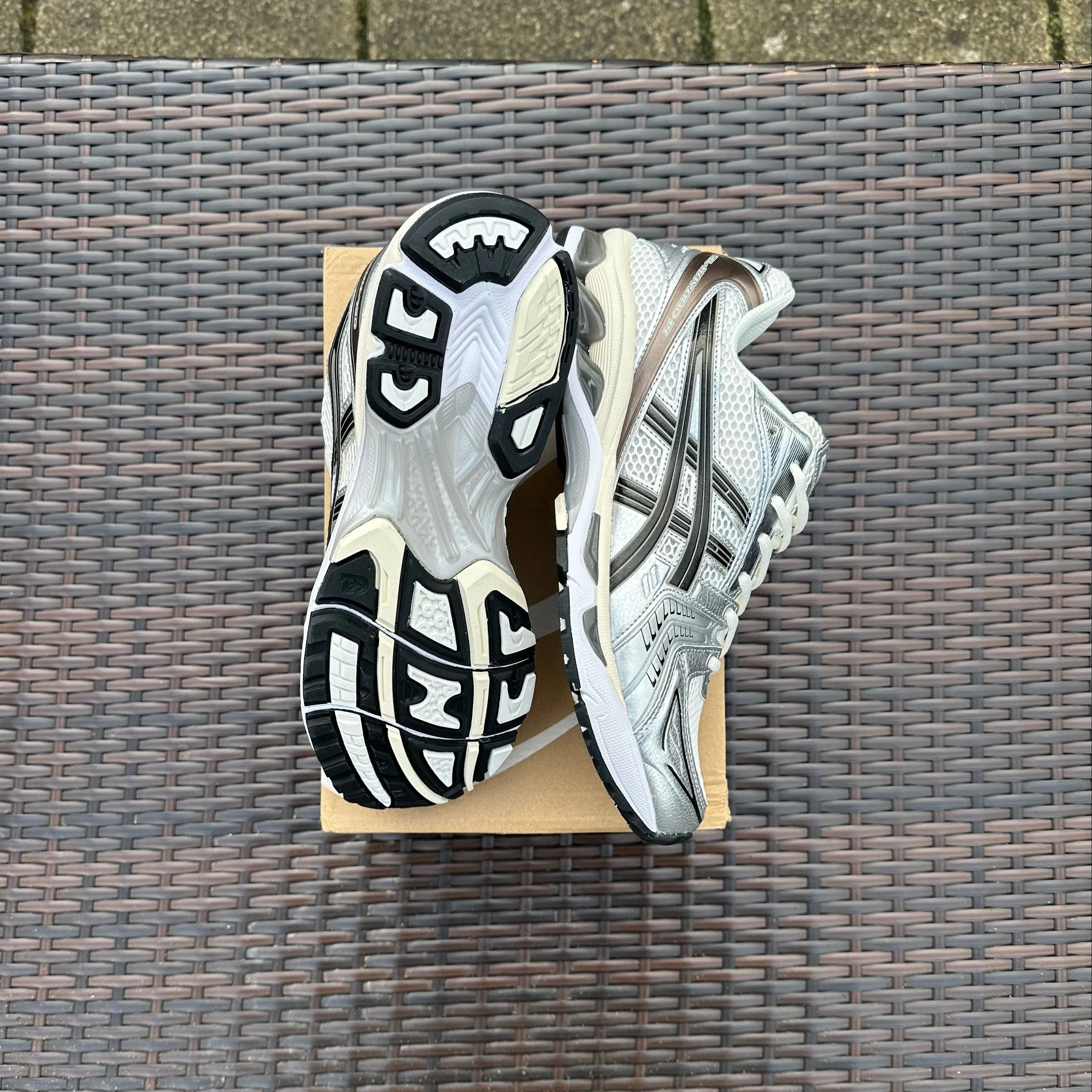 ASICS Gel Kayano 14 Silver Cream - Image 2