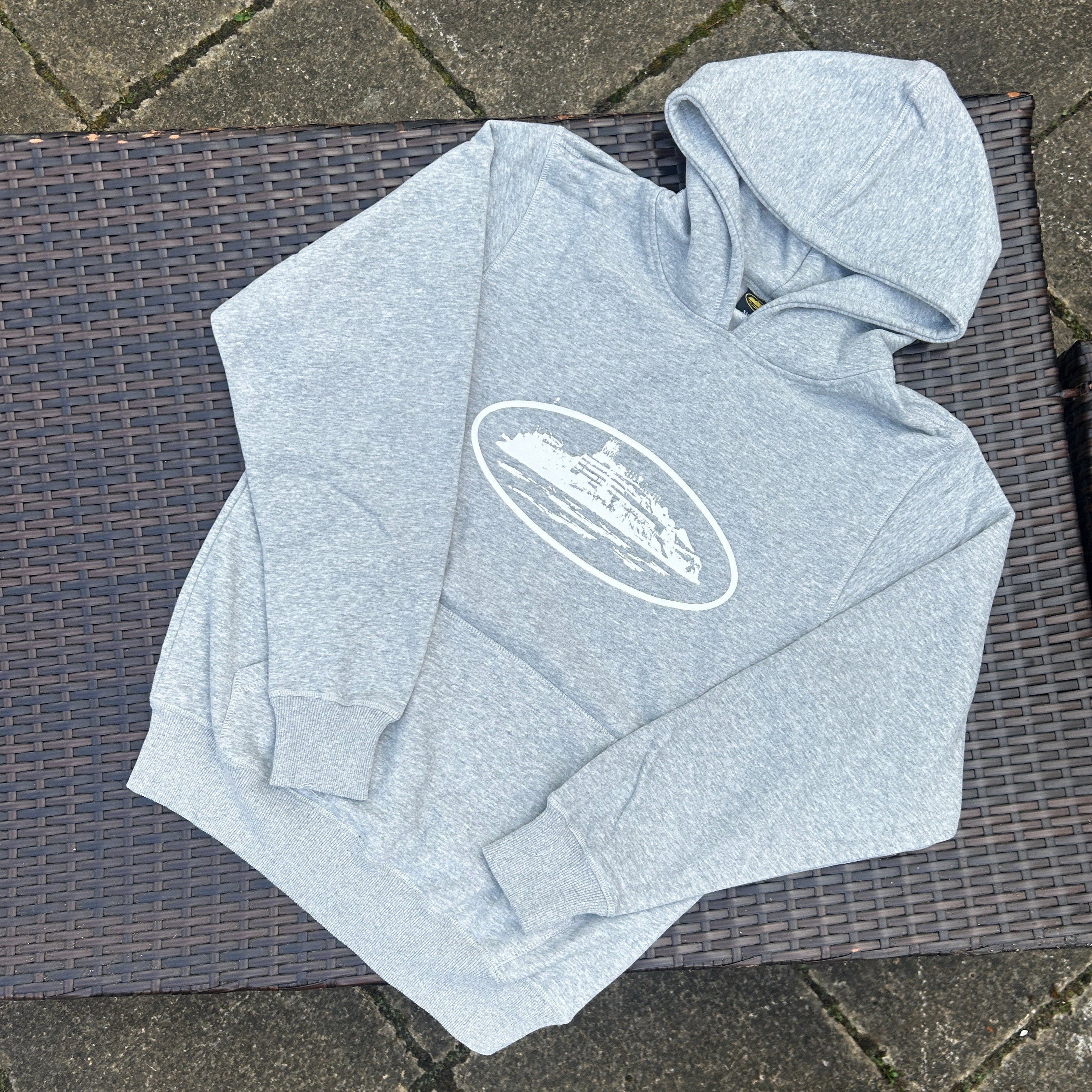 Corteiz Alcatraz Grey/White "Heather" Shorts Set - Image 2