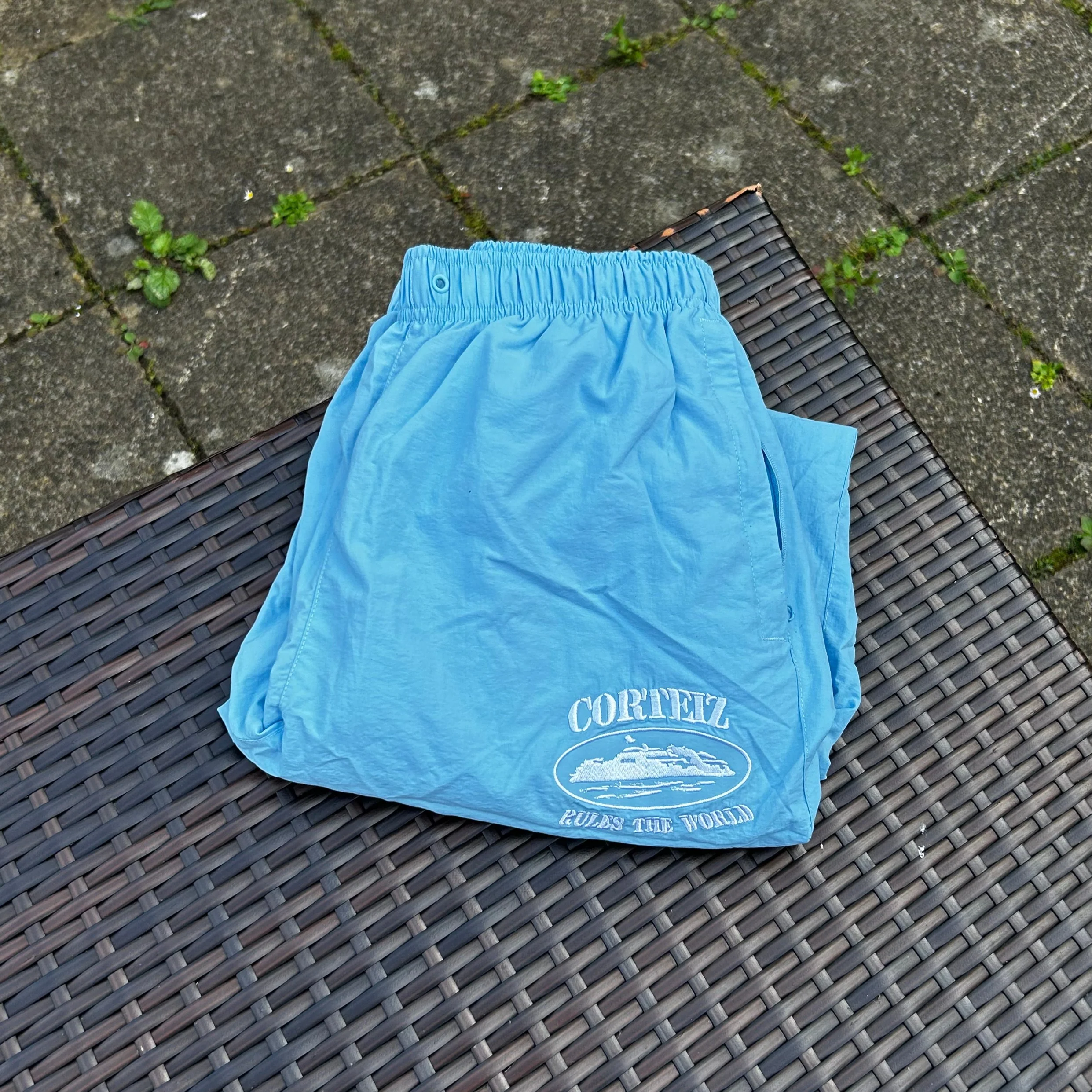 Corteiz Baby Blue/White "Shukushuku" Tracksuit - Image 3