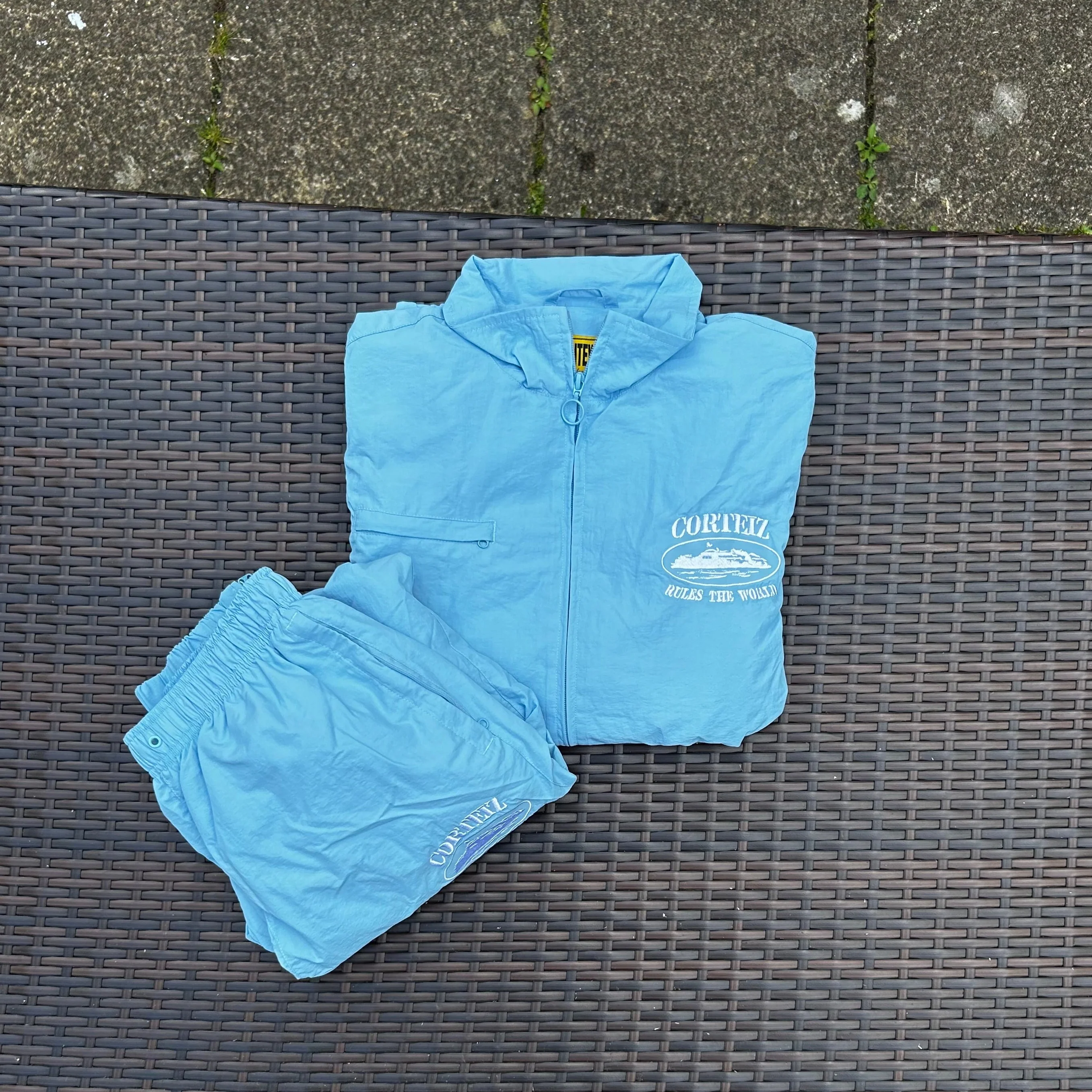 Corteiz Baby Blue/White "Shukushuku" Tracksuit - Image 4