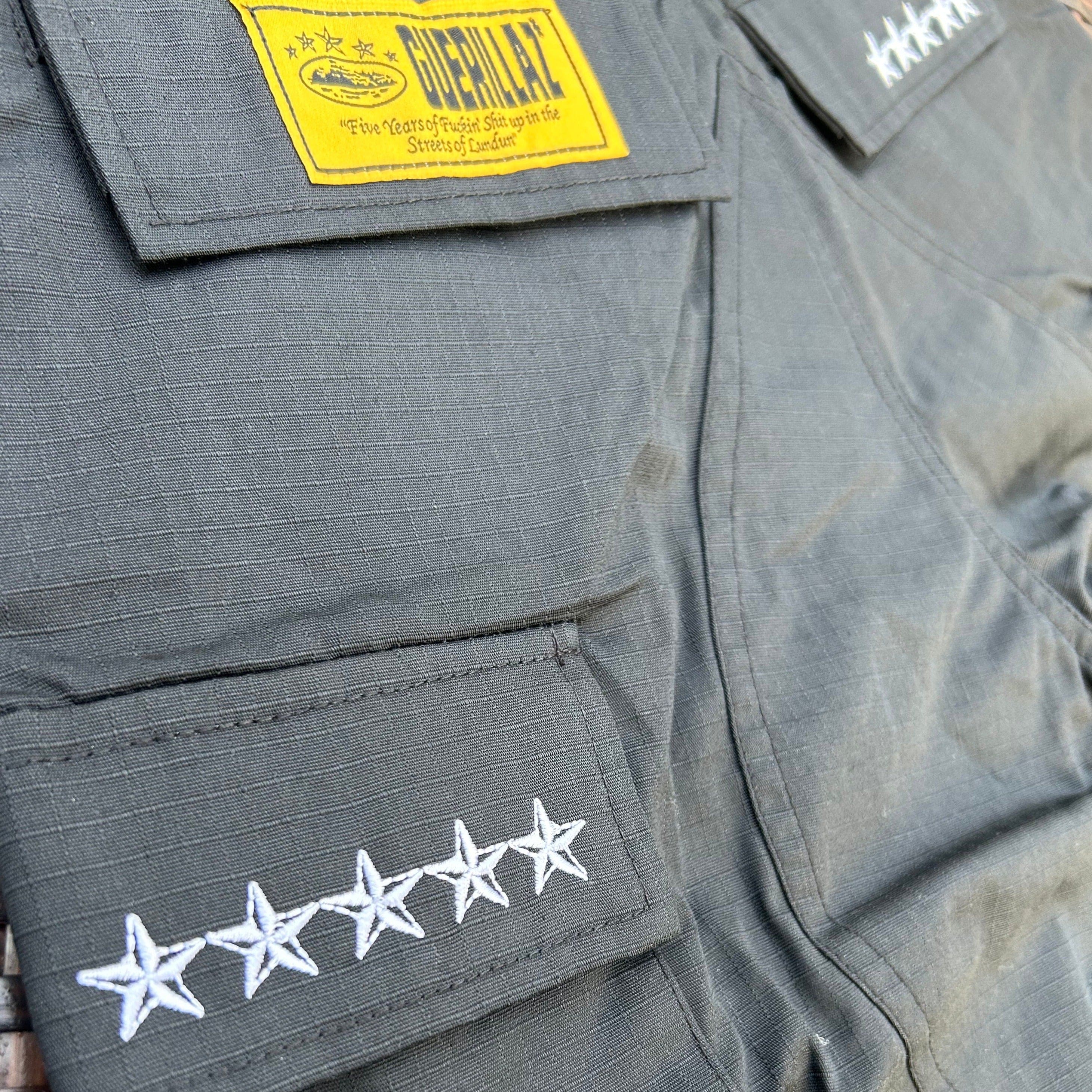 Corteiz Black/White Guerilla Cargos - Image 3