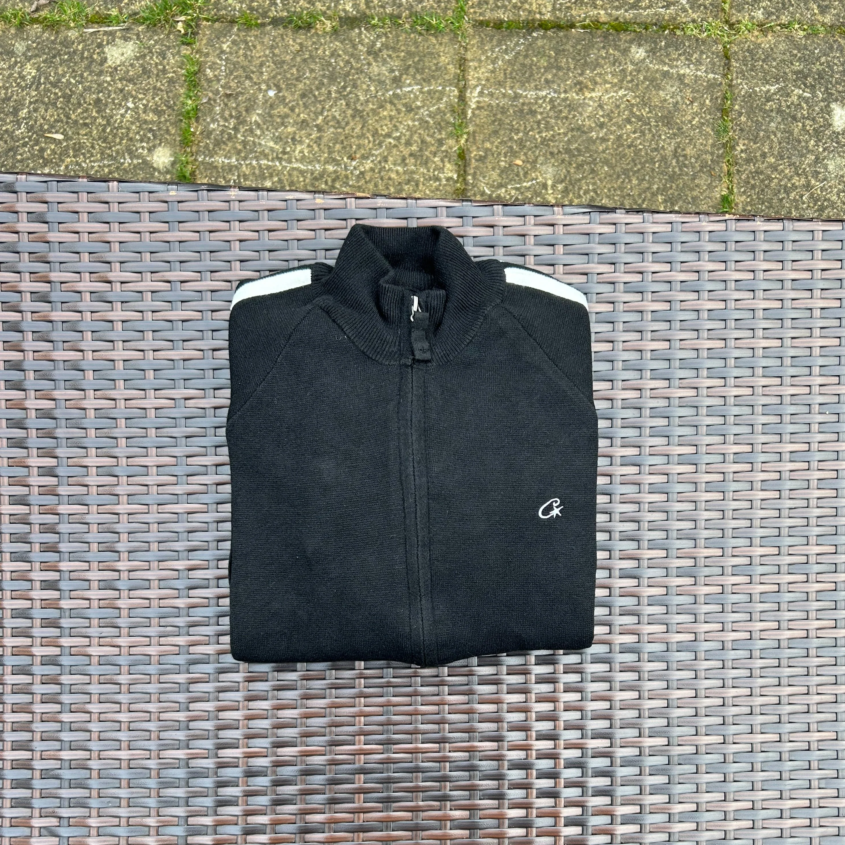Corteiz Black/White Knit Zip Up Fleece - Image 2