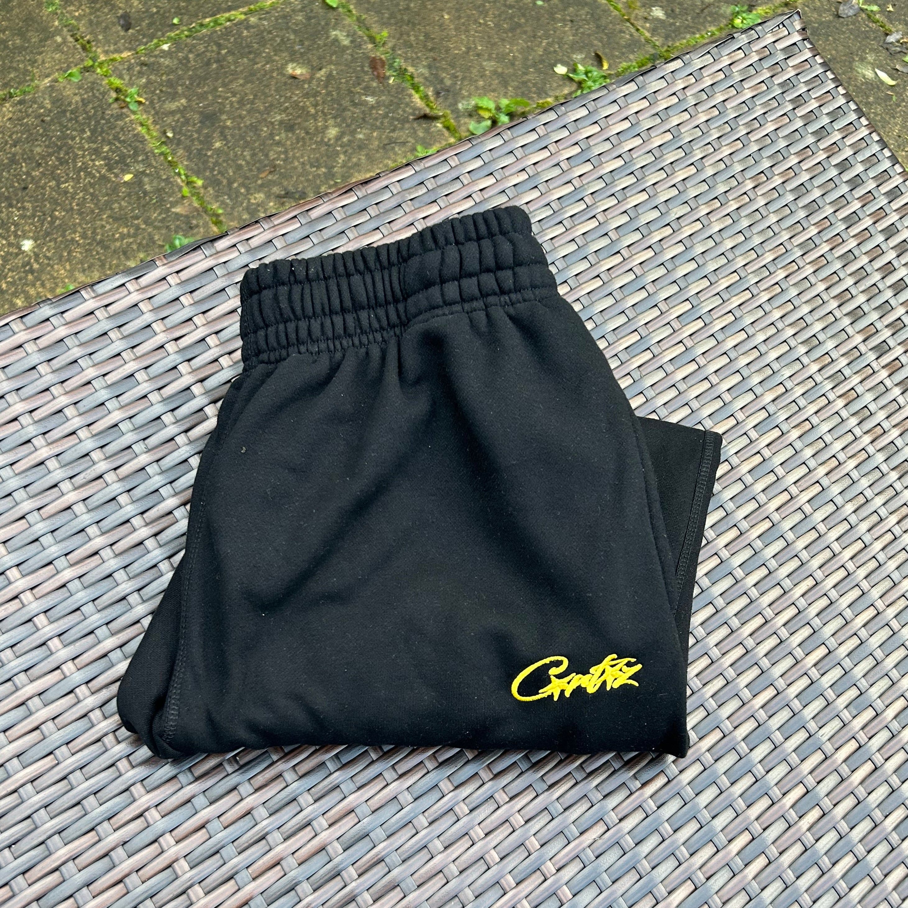Corteiz Black/Yellow HMP Tracksuit - Image 3