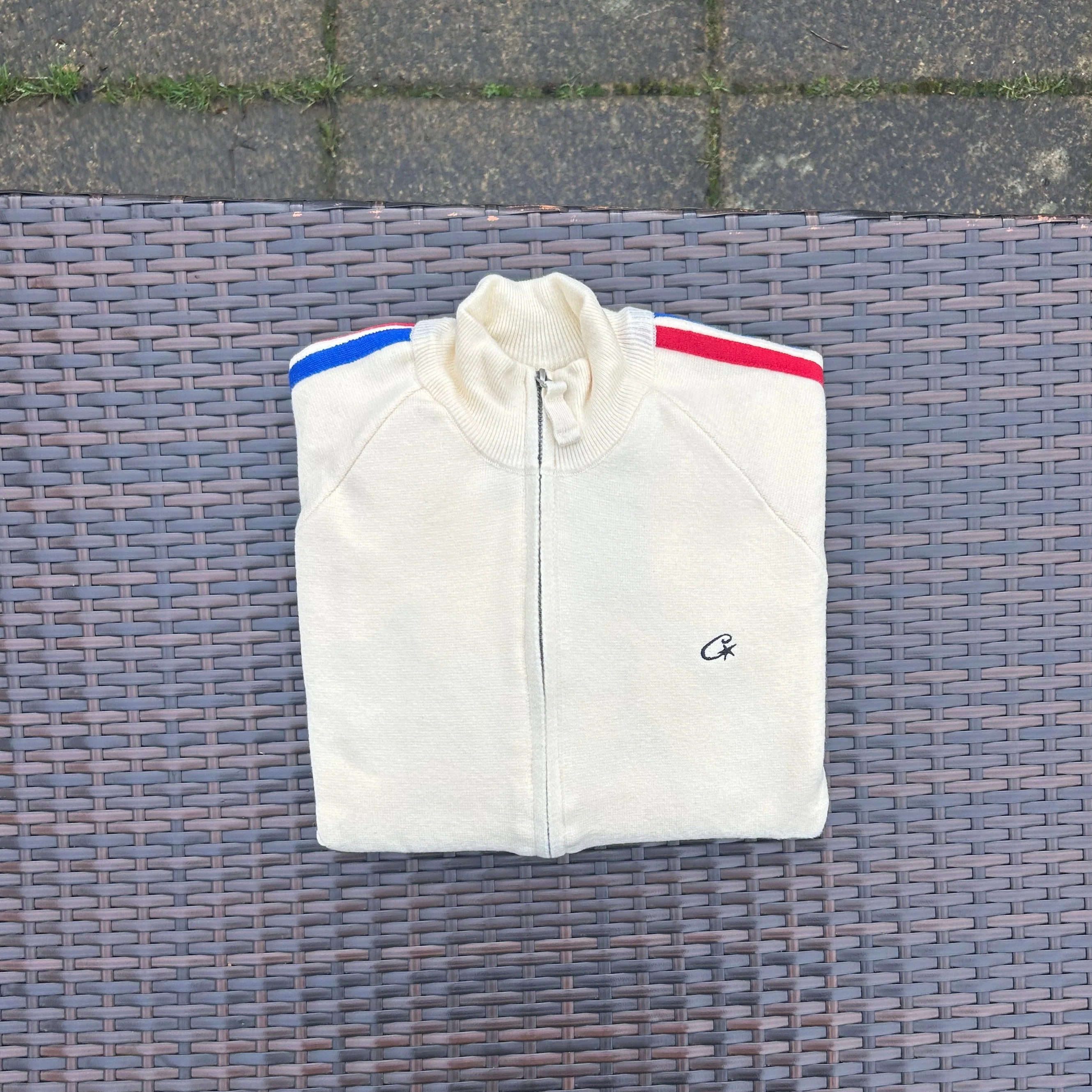 Corteiz Cream Knit Zip Up Fleece - Image 3