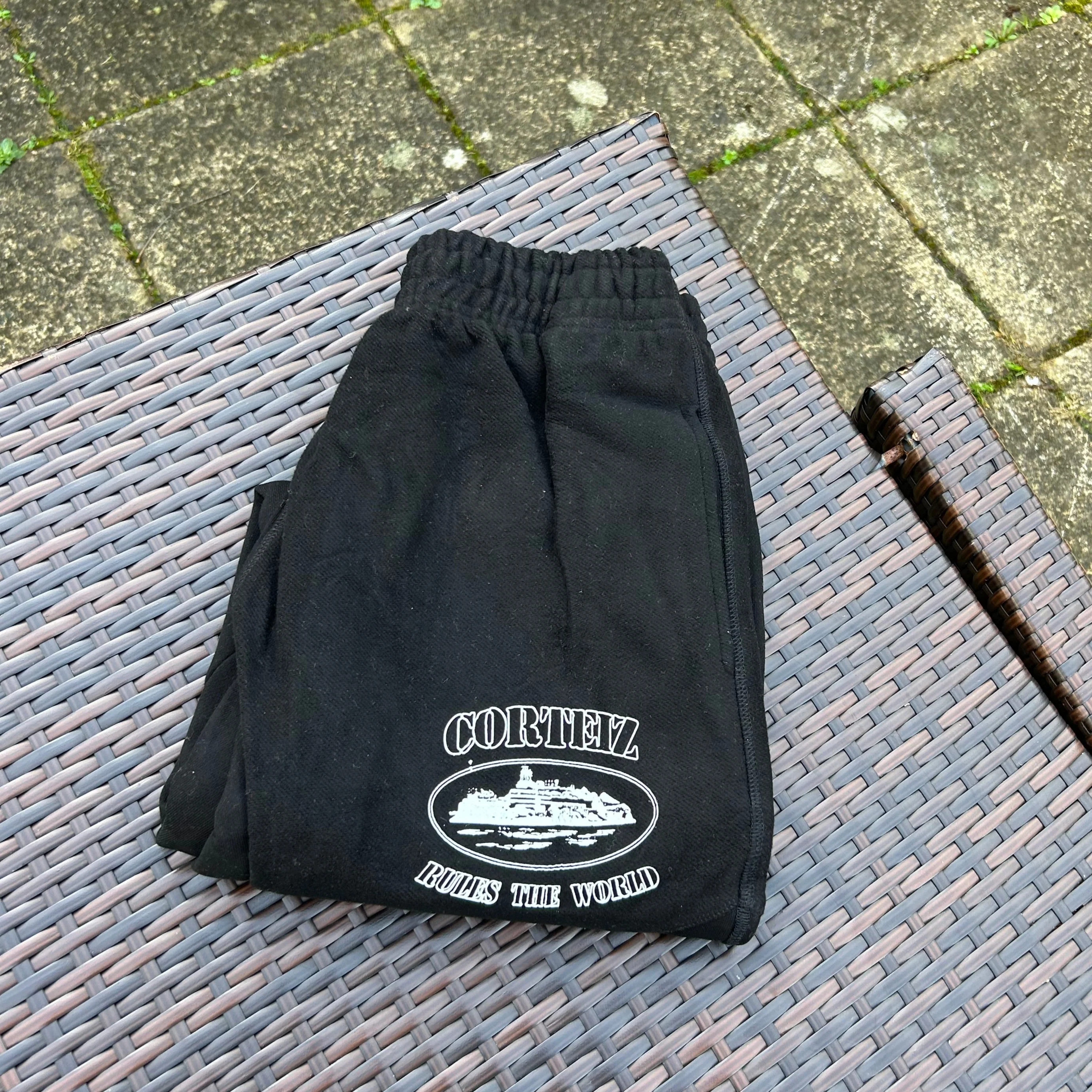 Corteiz Black "Superior V2" Zip-Up Tracksuit - Image 3