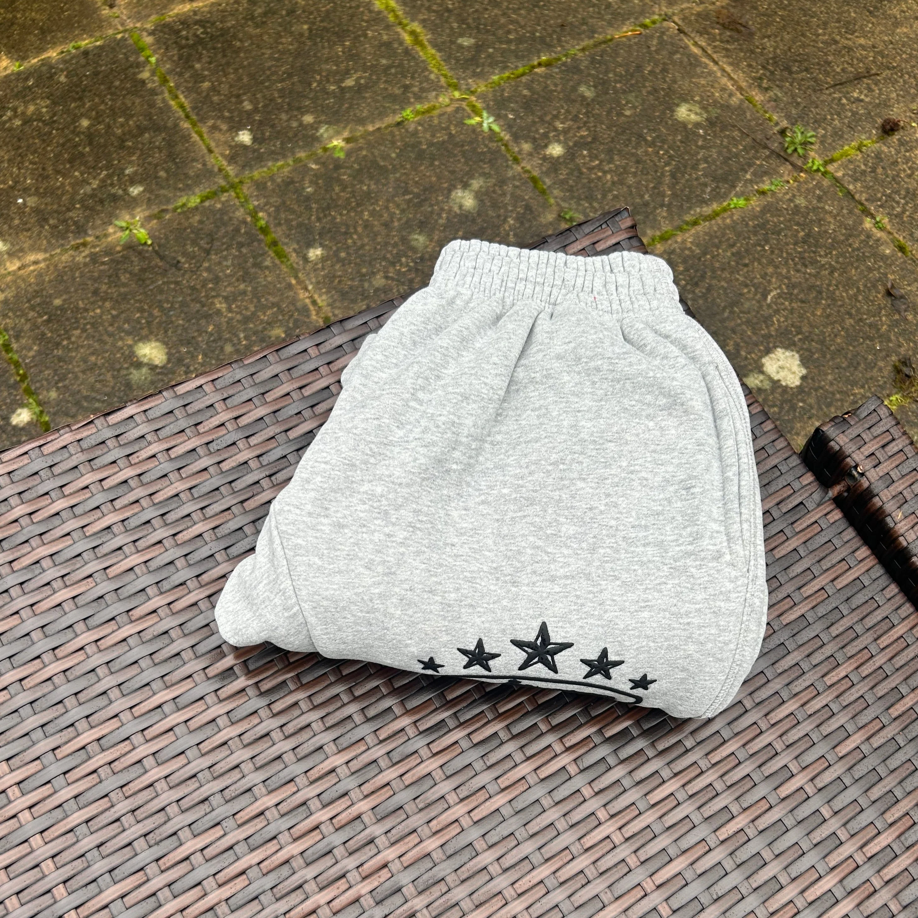 Corteiz Grey/Black 5 Starz Tracksuit - Image 3