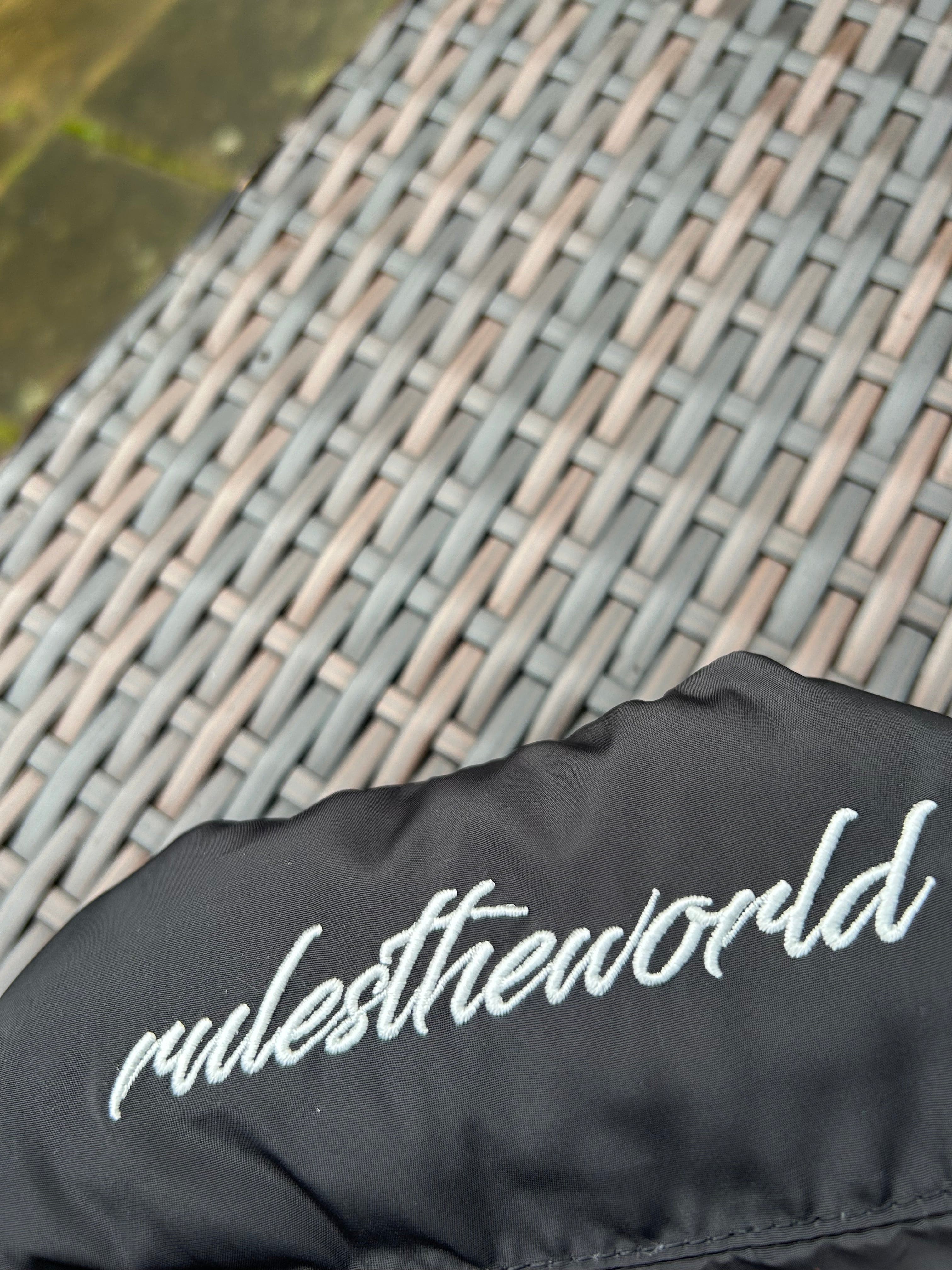 Corteiz Grey/Black "Bolo" Gilet Jacket - Image 4