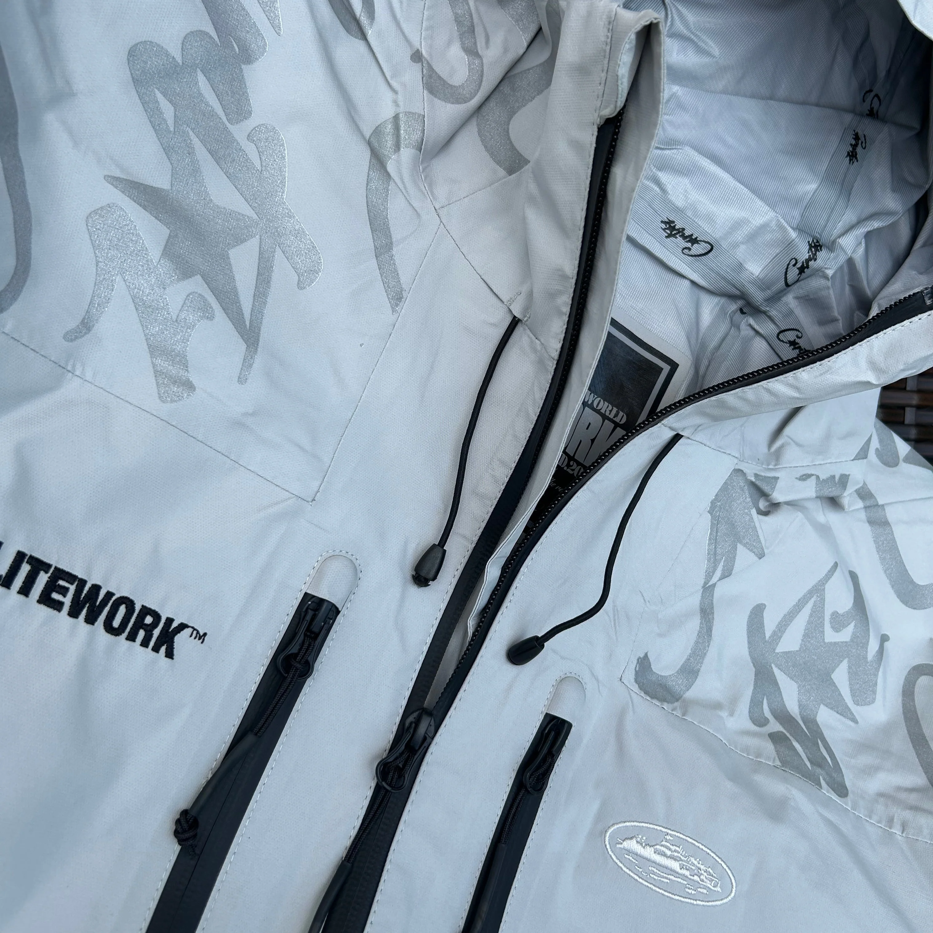 Corteiz Grey Elitework Shell Jacket - Image 3