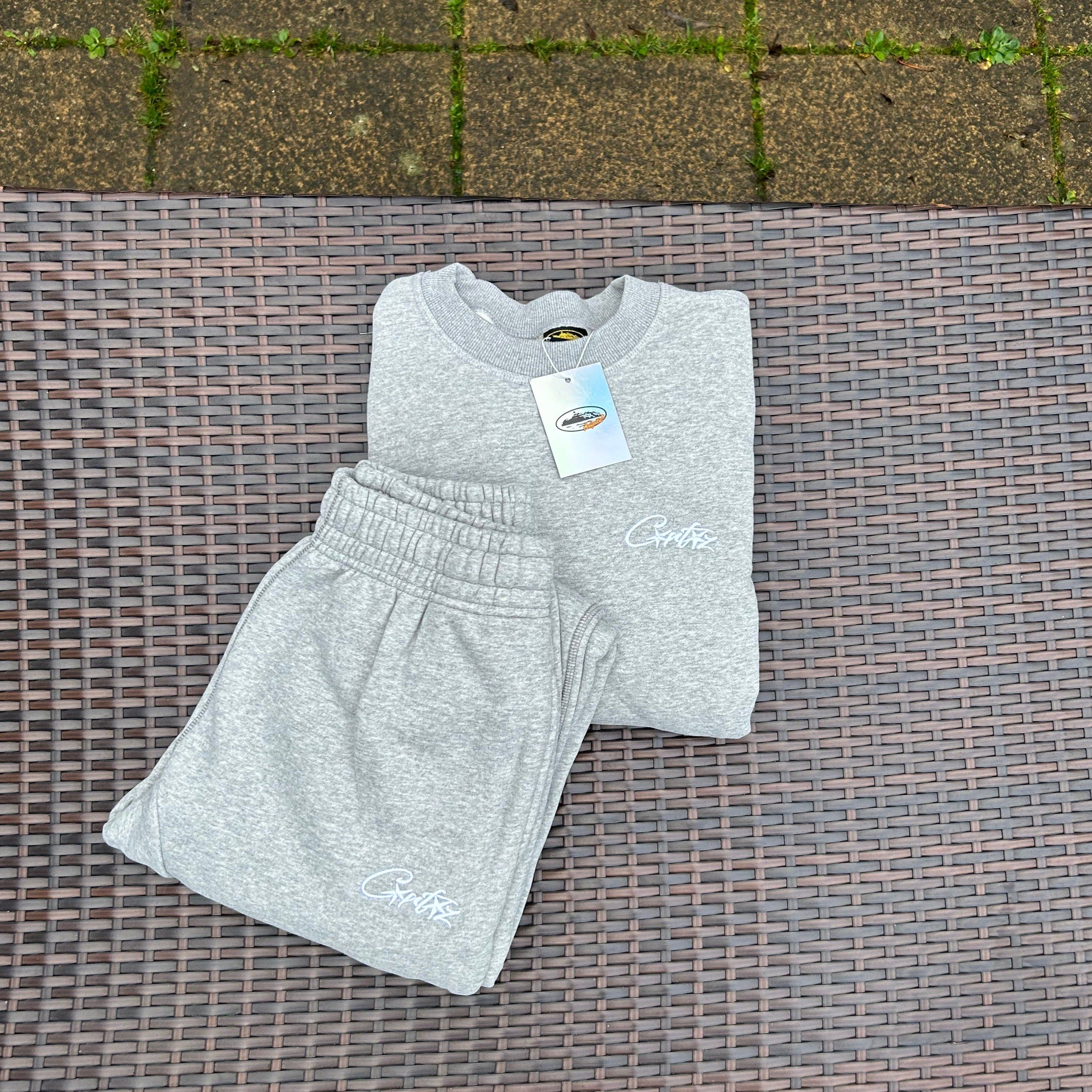Corteiz Grey HMP Tracksuit - Image 4