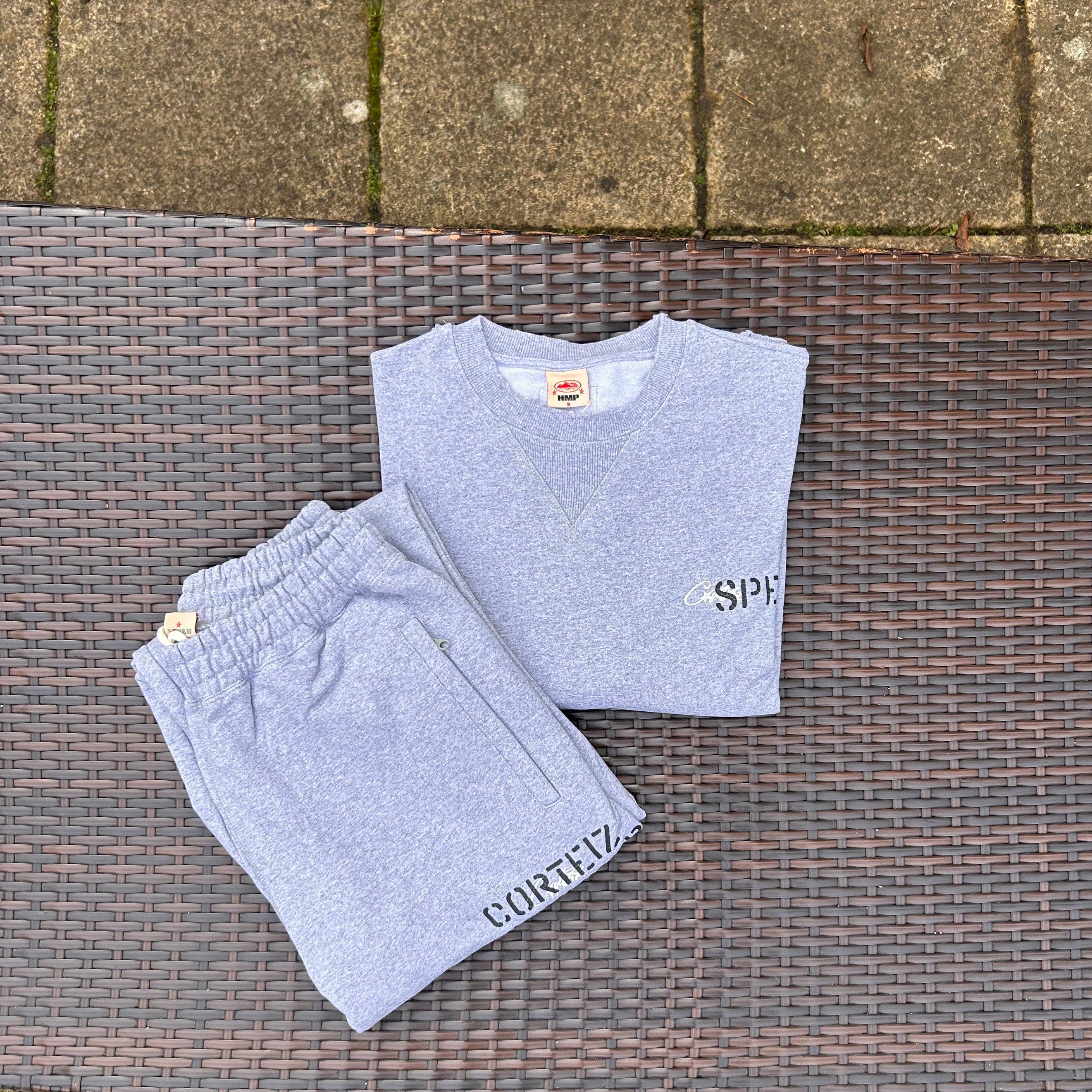 Corteiz RTW HMP Stencil Grey Tracksuit - Image 3