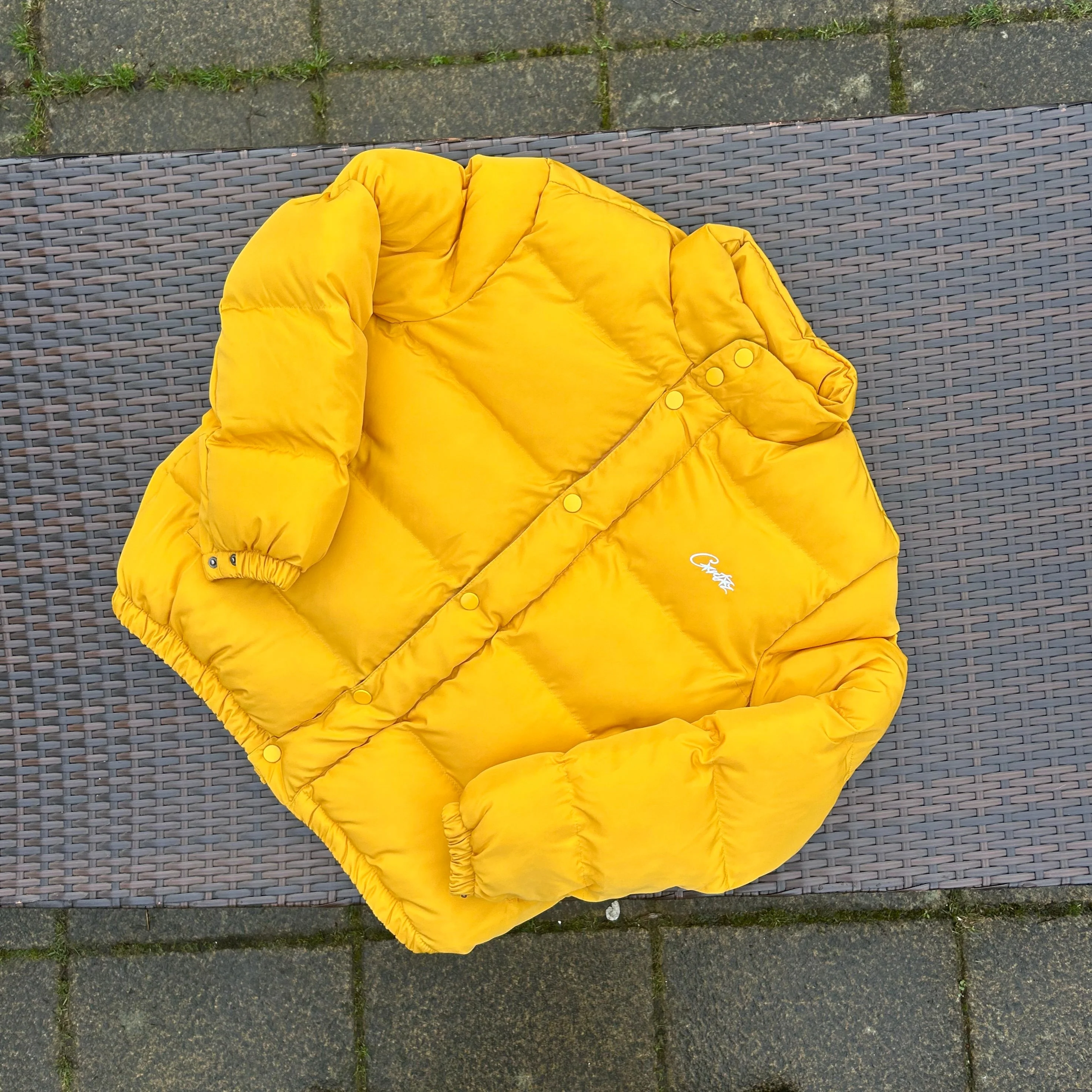 Corteiz Yellow/White "Bolo" Puffer Jacket - Image 3