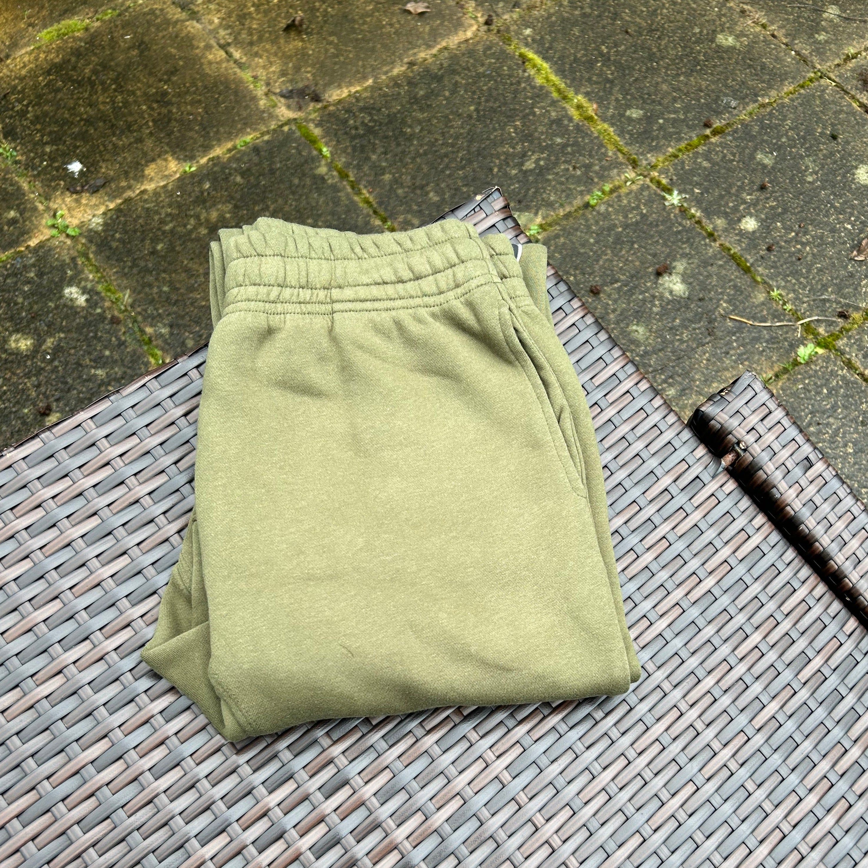 Drama Call Dark Green Foam Print Tracksuit - Image 3
