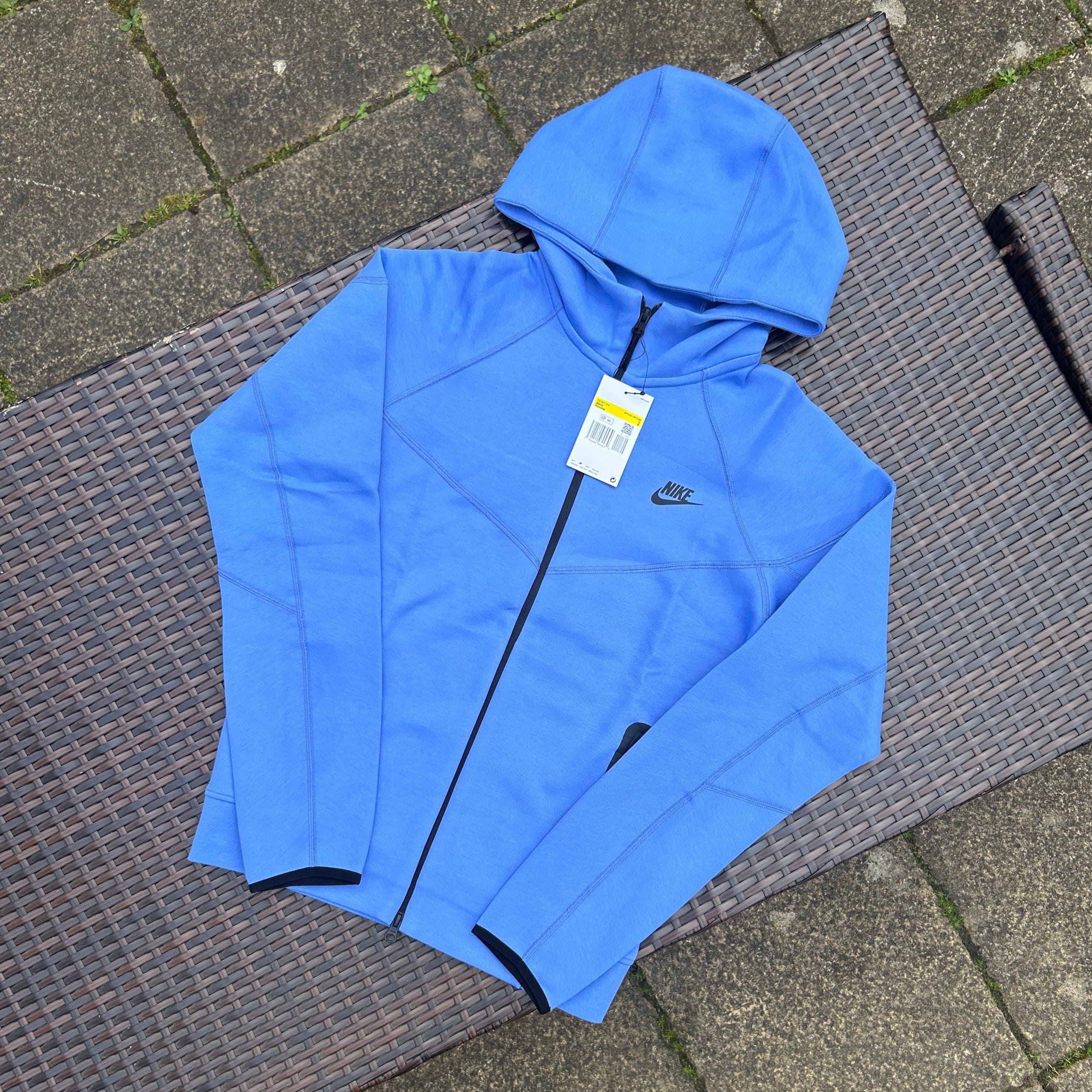 Nike Blue Sportswear Tech Fleece (2023 Season) - Image 2