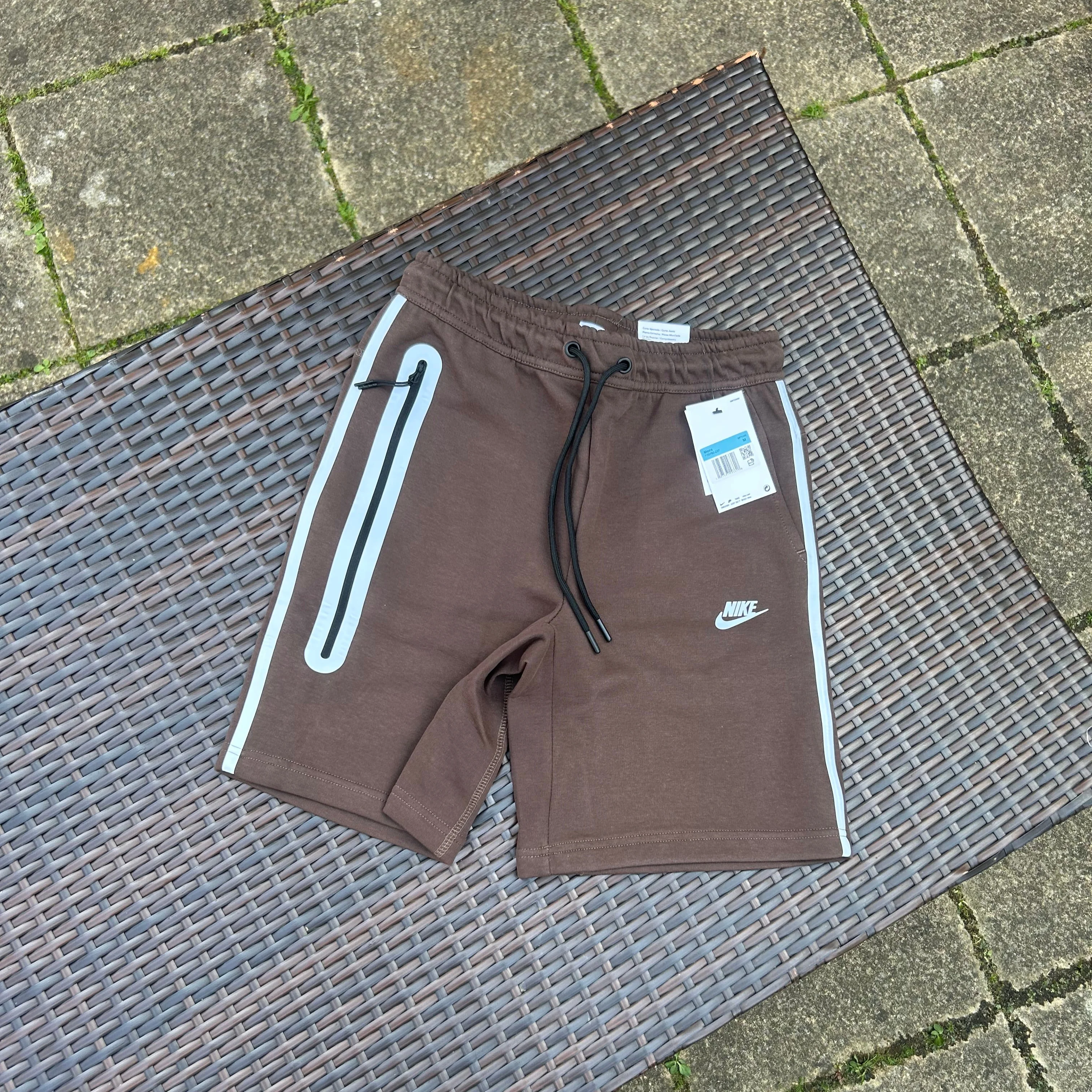 Nike Brown Sportswear Tech Fleece Shorts (2024 Season)