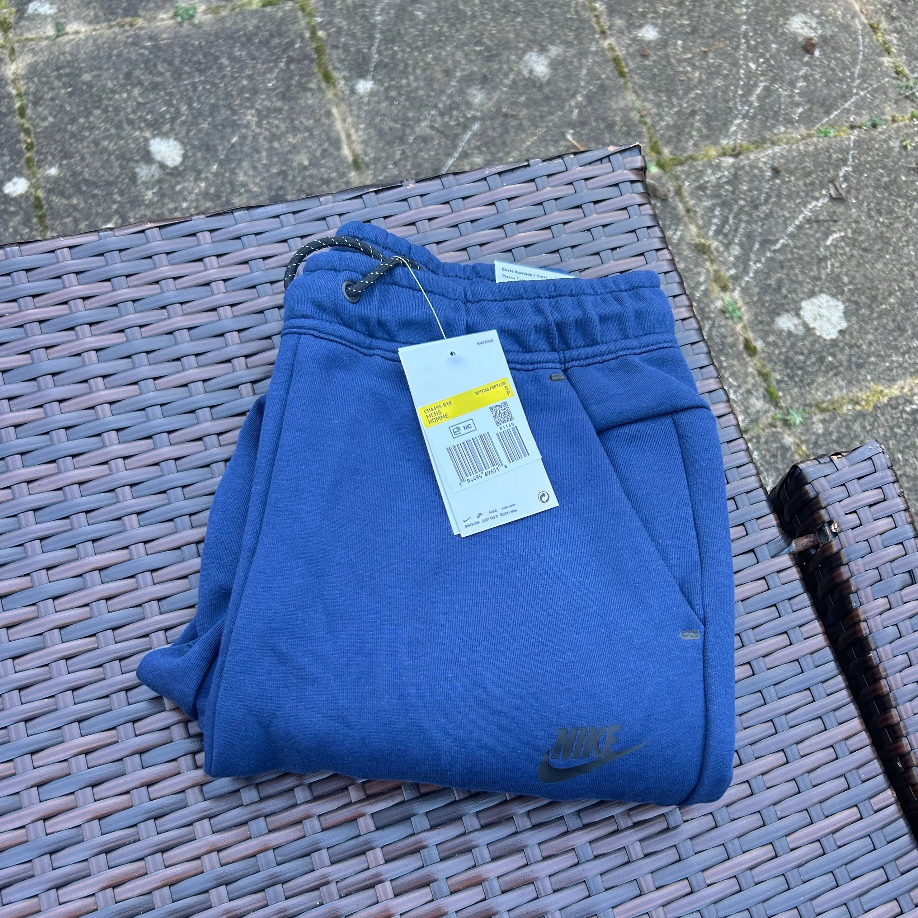 Nike Dark Blue Sportswear Tech Fleece - Image 3
