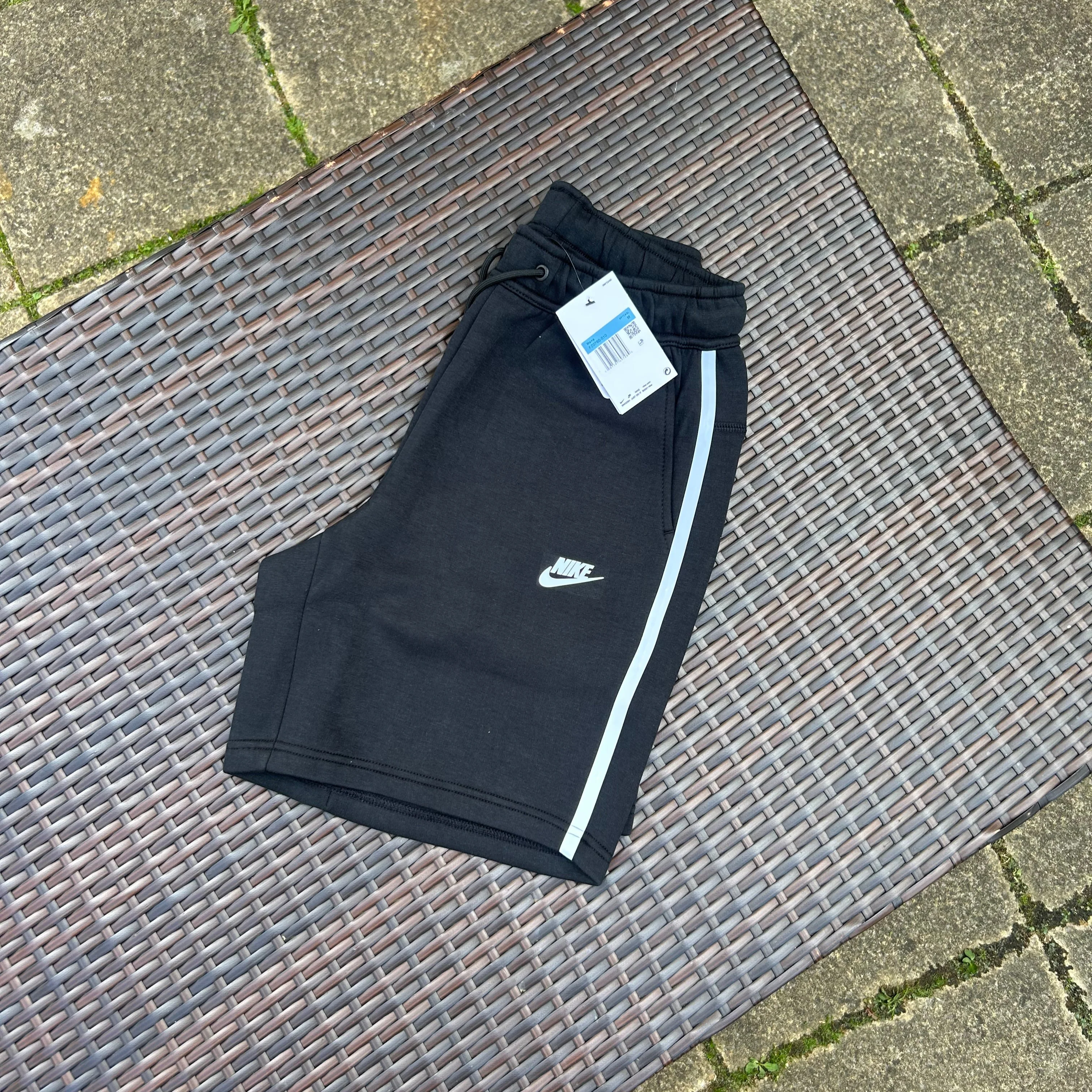Nike Black Sportswear Tech Fleece Shorts (2024 Season) - Image 3