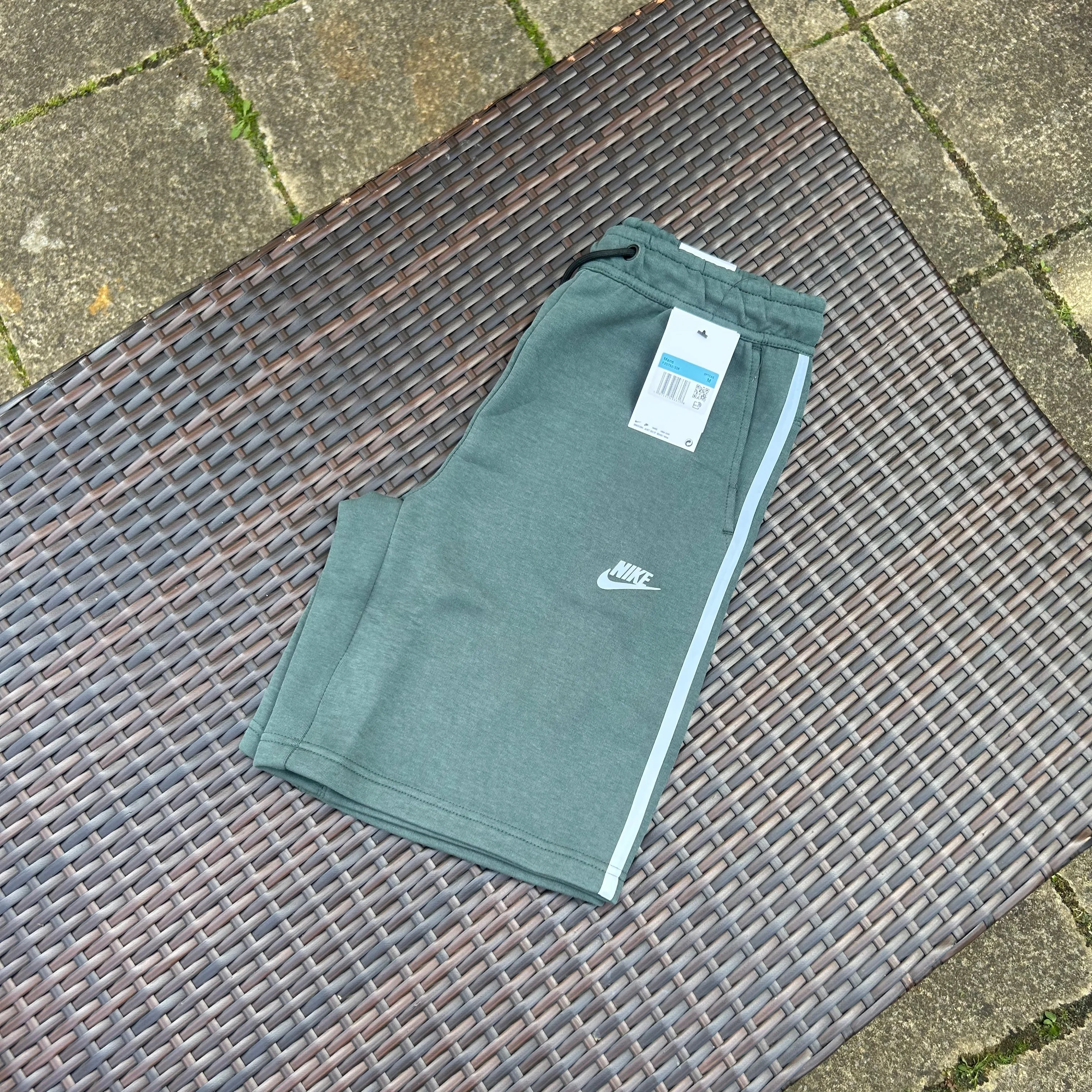 Nike Green Sportswear Tech Fleece Shorts (2024 Season) - Image 3