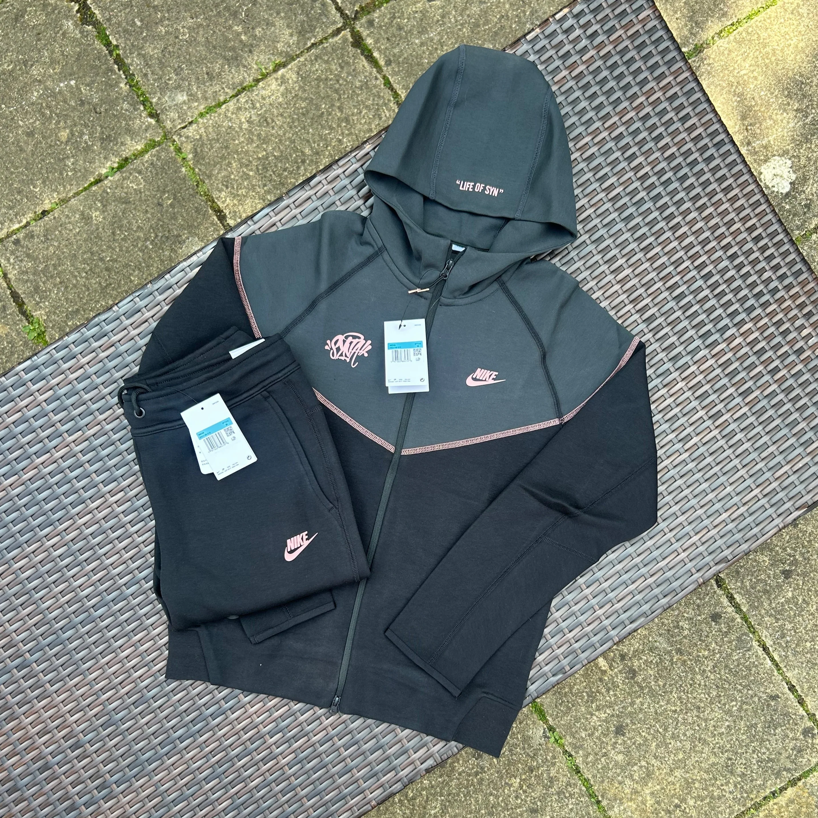 Nike x Syna World Sportswear Tech Fleece