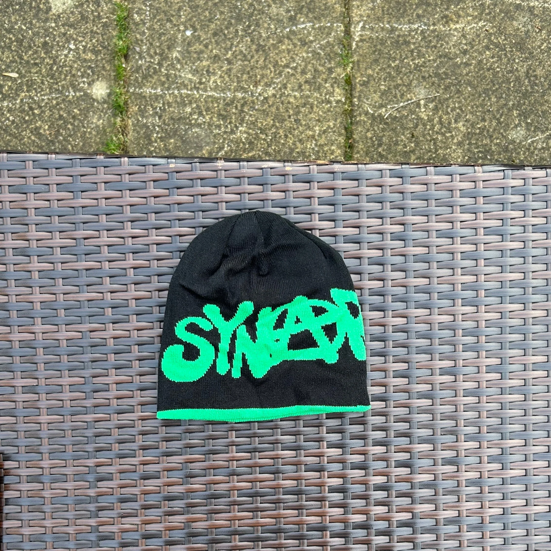Syna World Black/Green “Synarchy” Reversible Beanie - Image 2