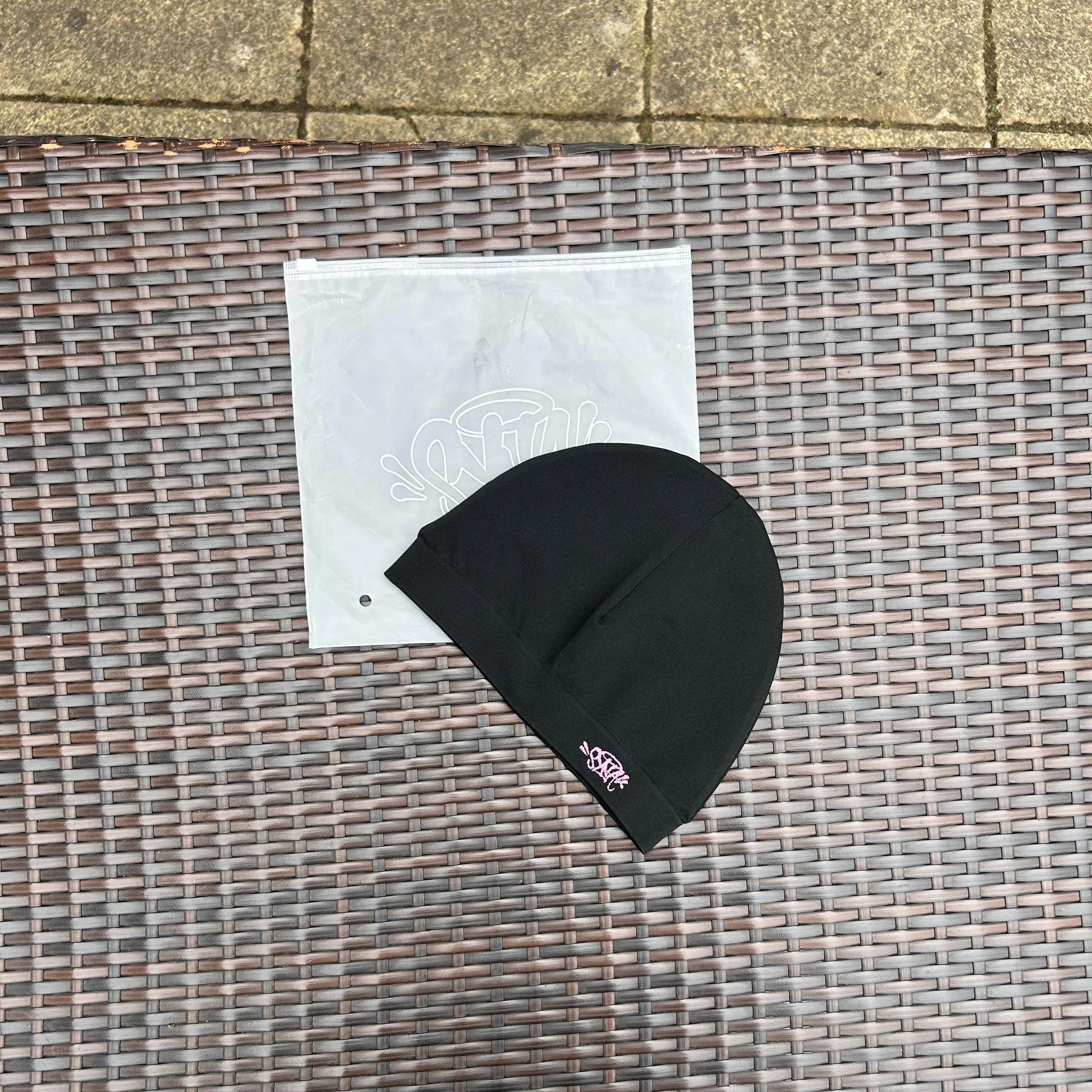 Syna World Black/Pink "Skull" Hat