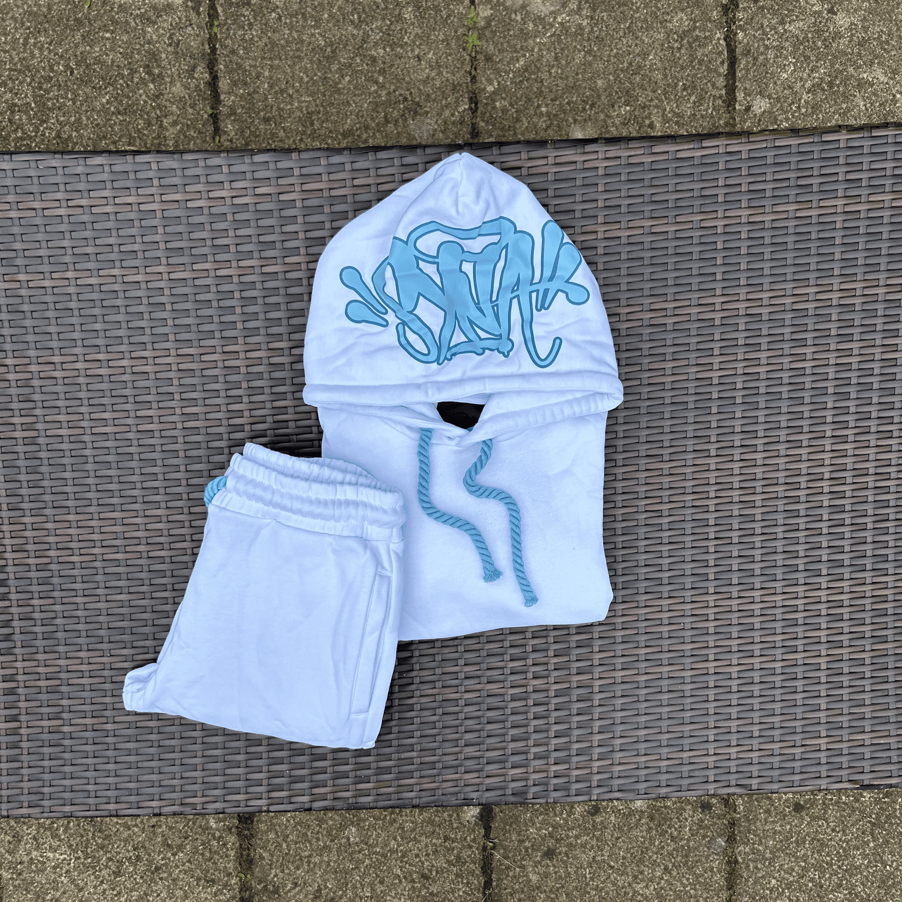 Syna World White/Blue Tracksuit - Image 4